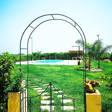 A Lu Fanizza Bed and Breakfast Cutrofiano Εξωτερικό φωτογραφία
