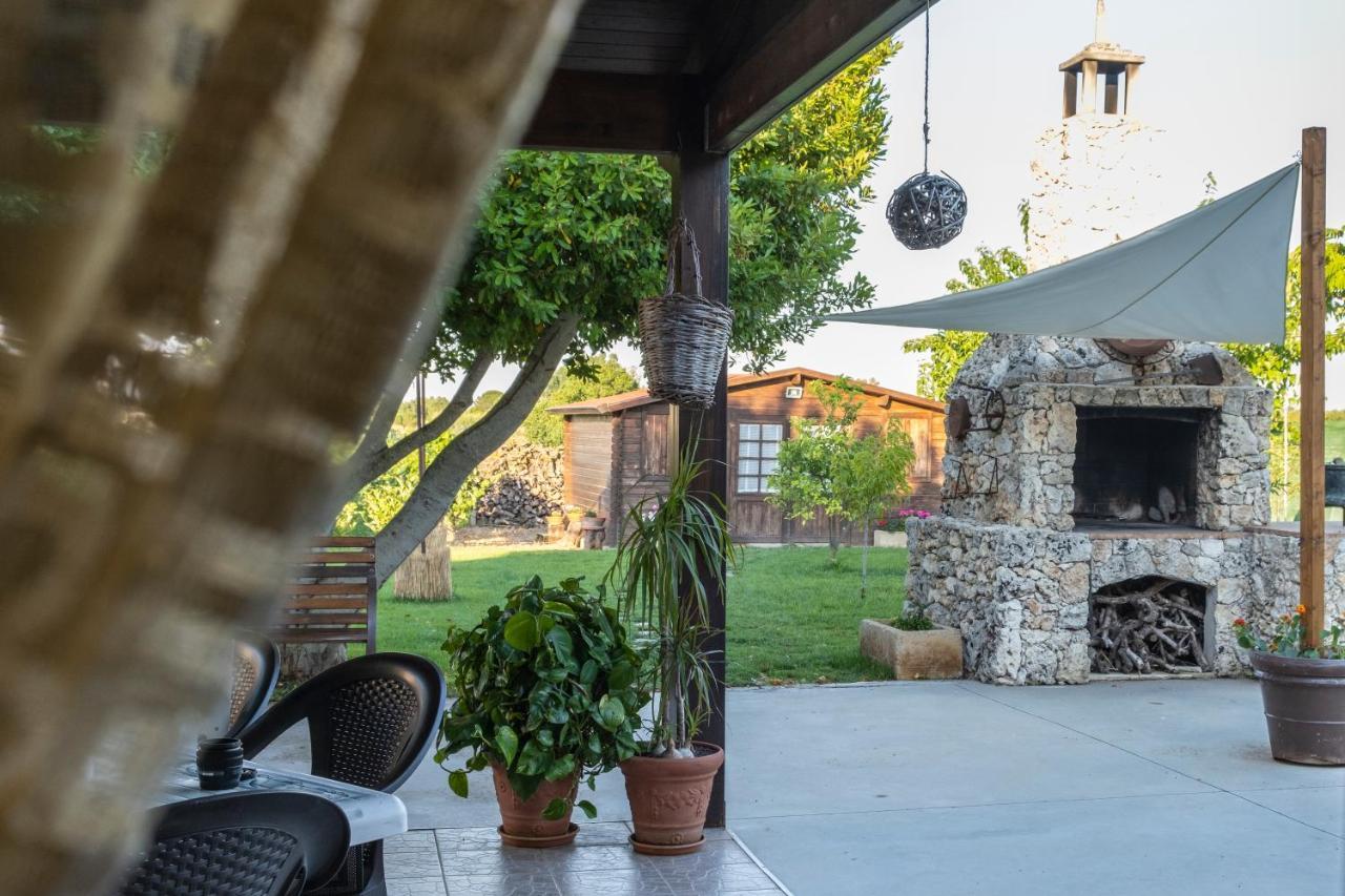 A Lu Fanizza Bed and Breakfast Cutrofiano Εξωτερικό φωτογραφία