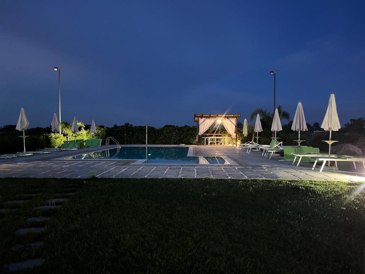 A Lu Fanizza Bed and Breakfast Cutrofiano Εξωτερικό φωτογραφία