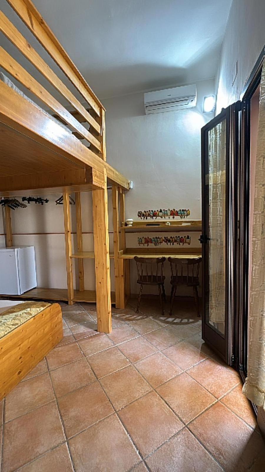 A Lu Fanizza Bed and Breakfast Cutrofiano Εξωτερικό φωτογραφία